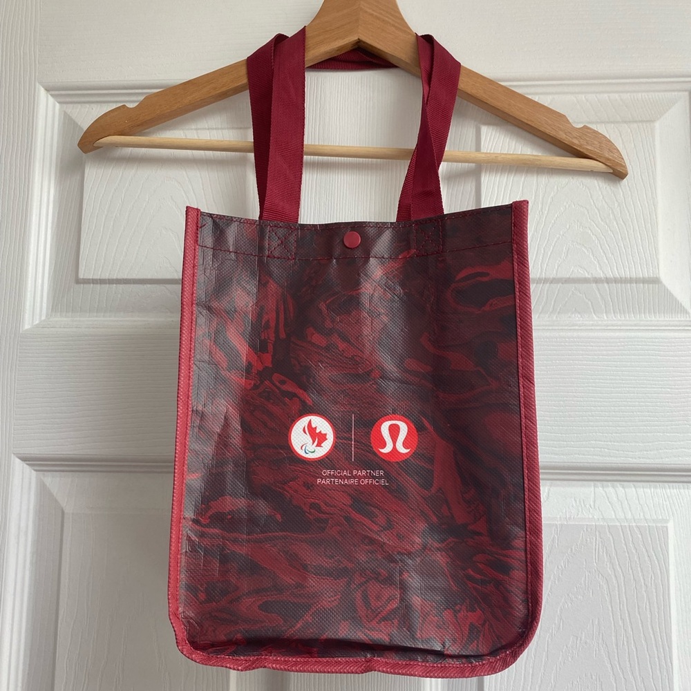 Lululemon Canada Olympics Edition Bag